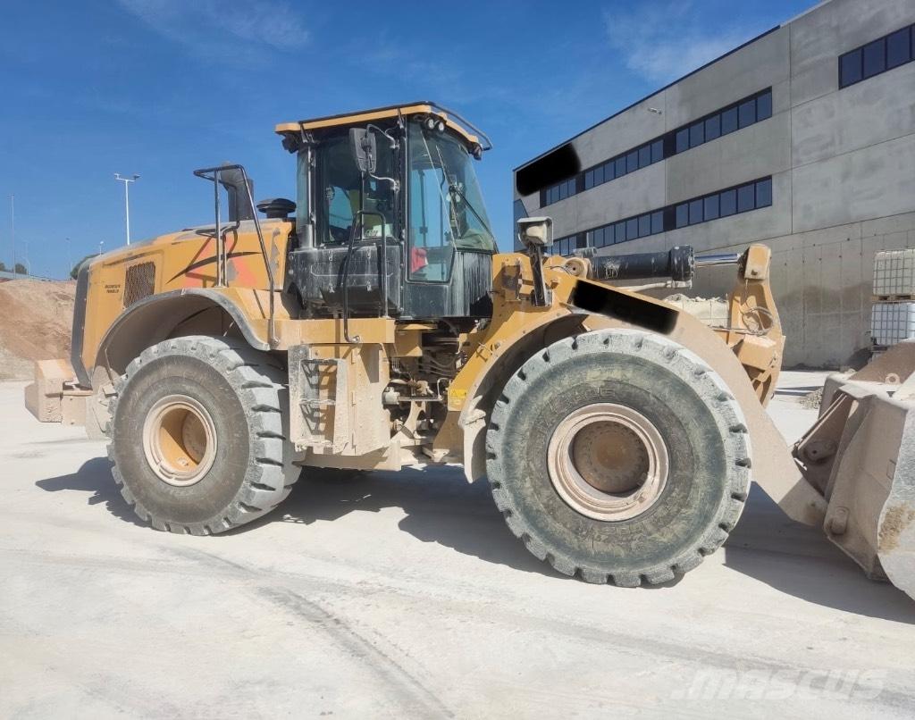 CAT 966 M Колесни товарачи