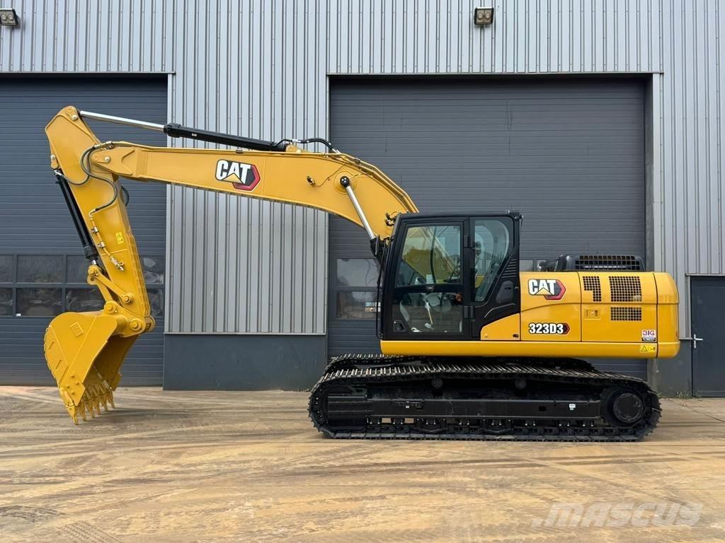 CAT 323D3 Верижен екскаватор