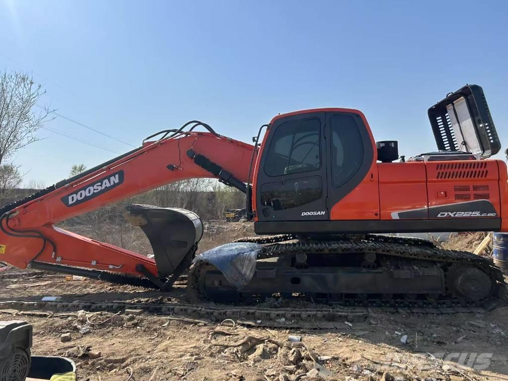 Doosan DX225LC-9C Верижен екскаватор