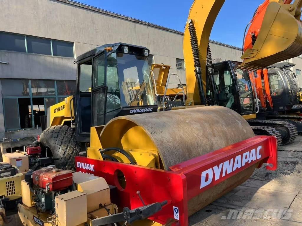 Dynapac CA 30 D Еднобарабанни ролки
