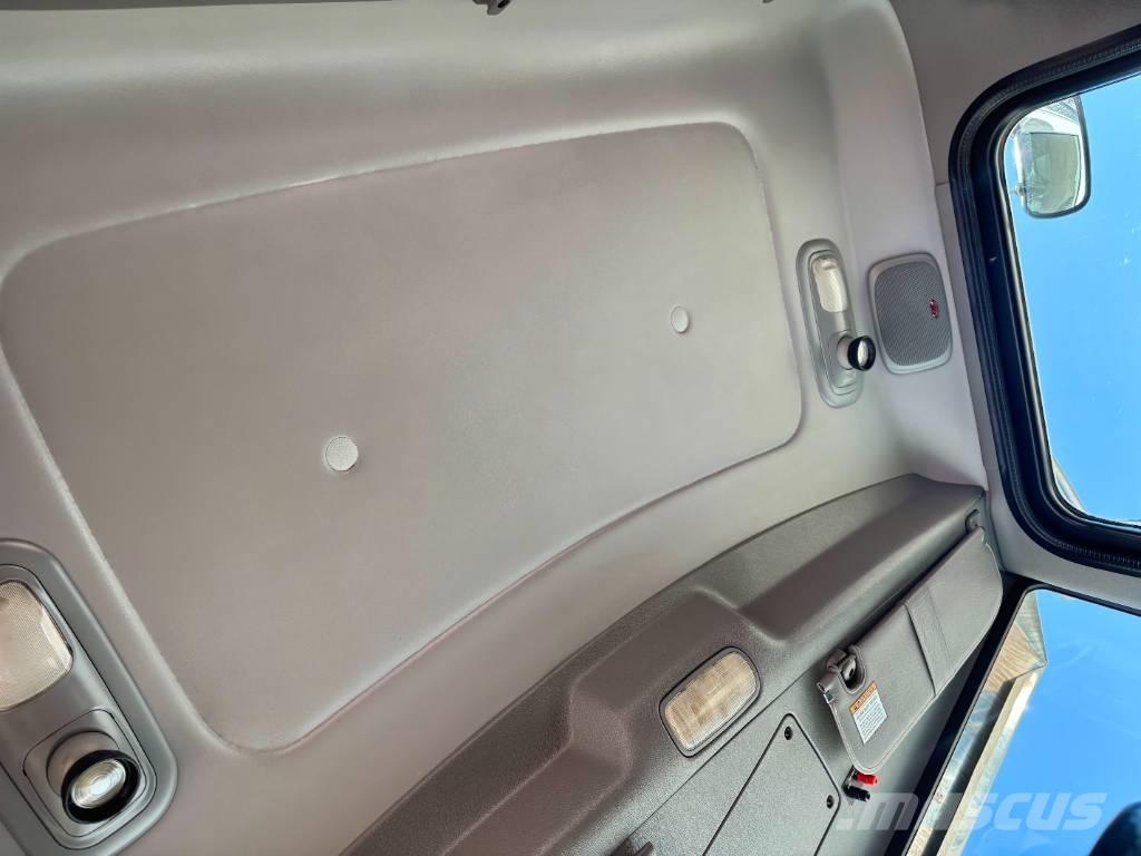 Peterbilt 389 Влекачи