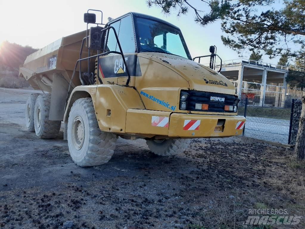 CAT 730 Дъмпери/моторни превозни средства
