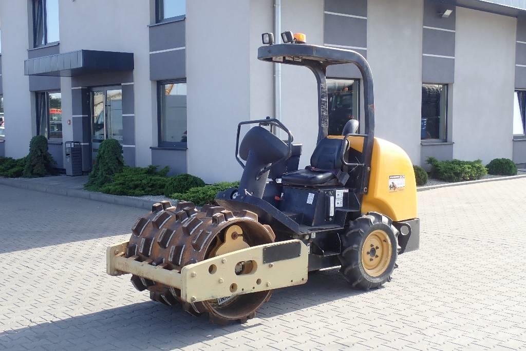 Volvo SD 25 D Еднобарабанни ролки

