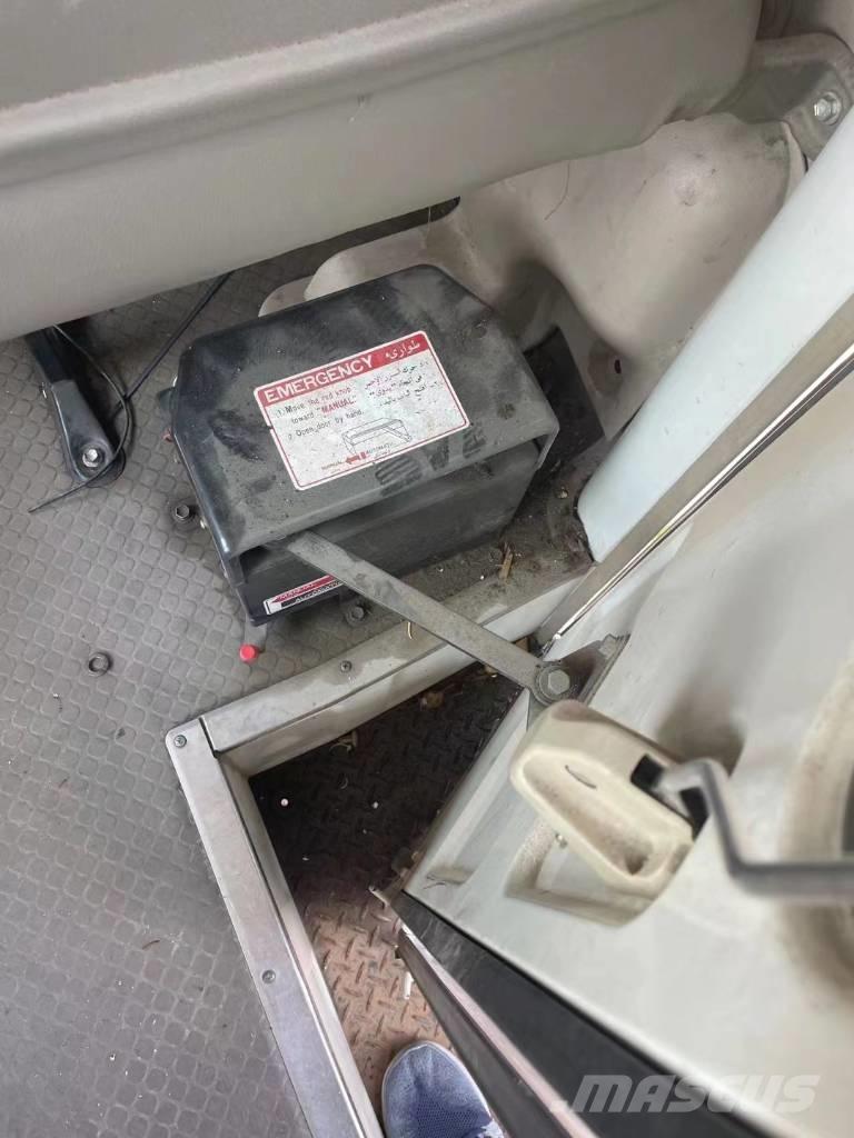 Toyota Coaster Bus Мини бусове