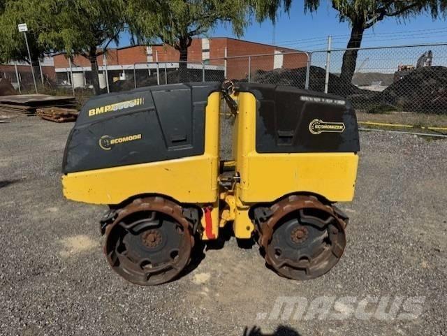Bomag BMP 8500, Vält Двойни барабанни ролки
