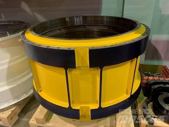 Komatsu 830 E Дъмпери/моторни превозни средства