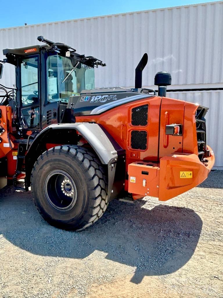 Hitachi ZW180-7PL Колесни товарачи