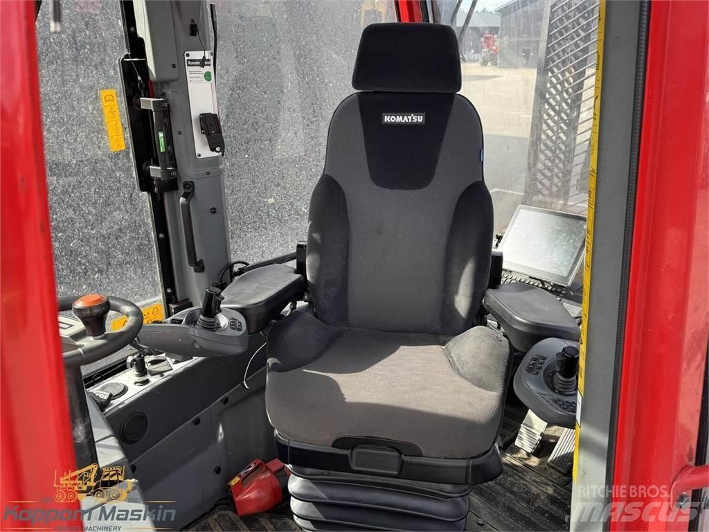 Komatsu 895 Форуардери