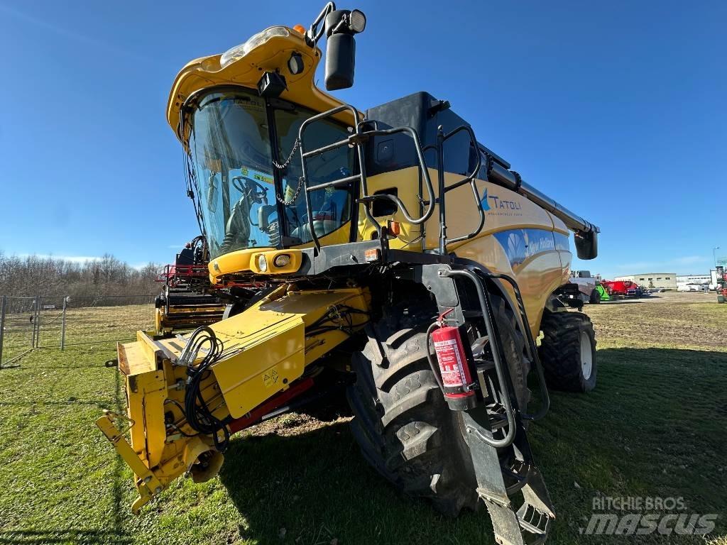 New Holland CX 8080 Комбайни