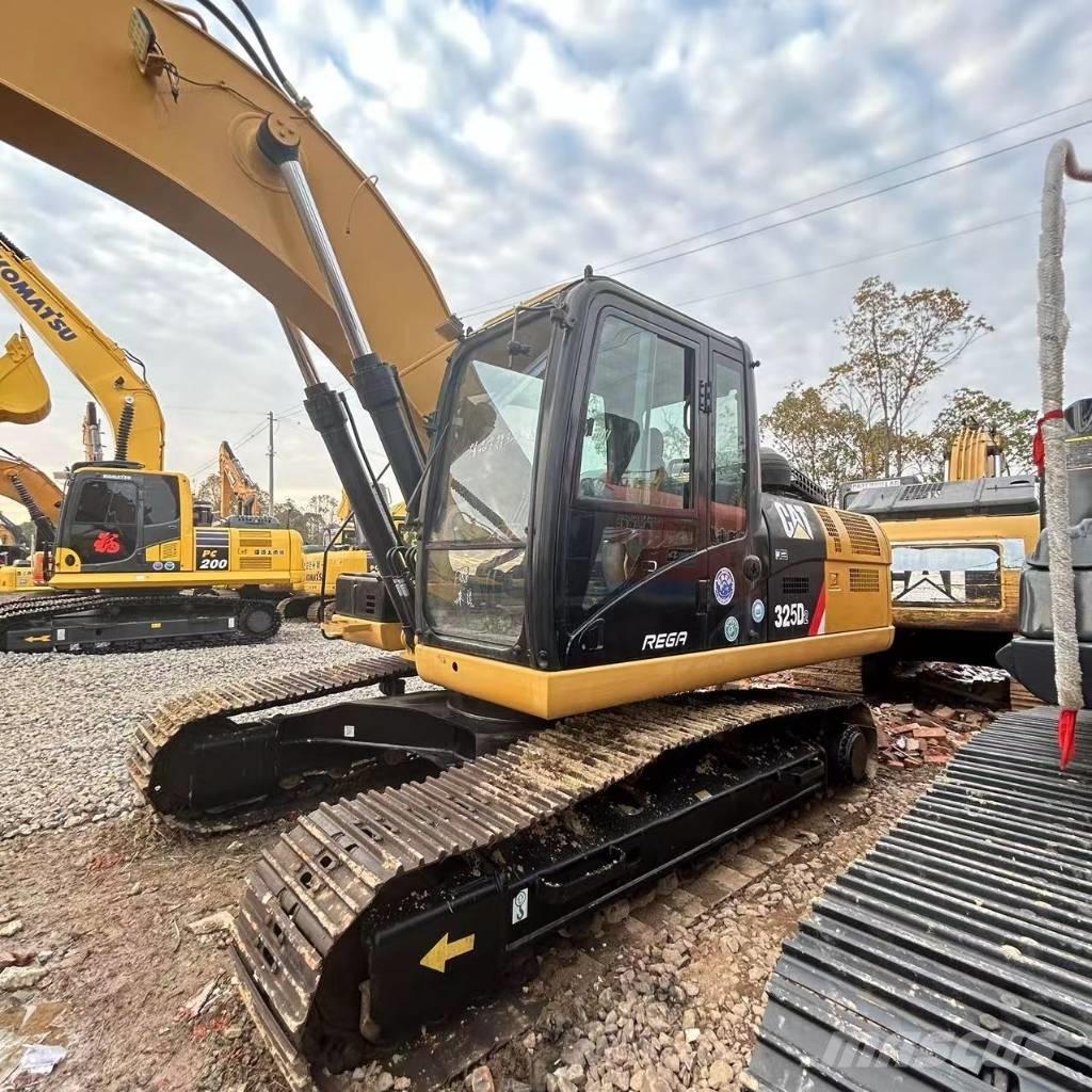 CAT 325 D Верижен екскаватор