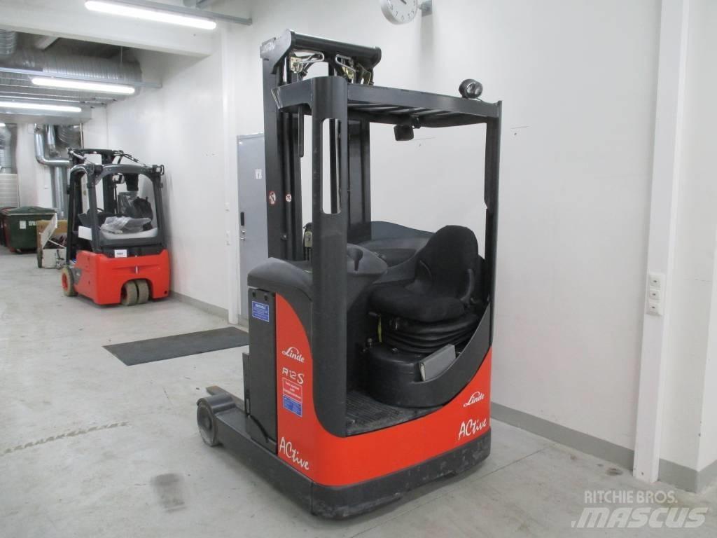Linde R 12 Ретрак/ Високоповдигач с изместване на вилката напред