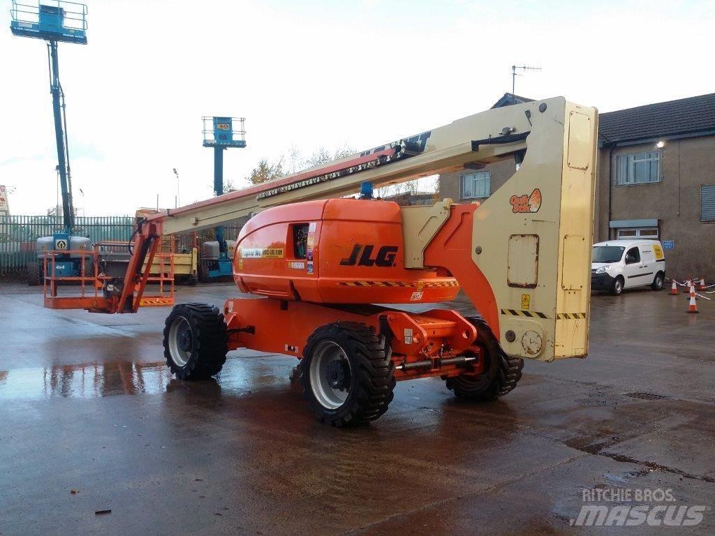 JLG 800AJ Съчленени стрелови подемници