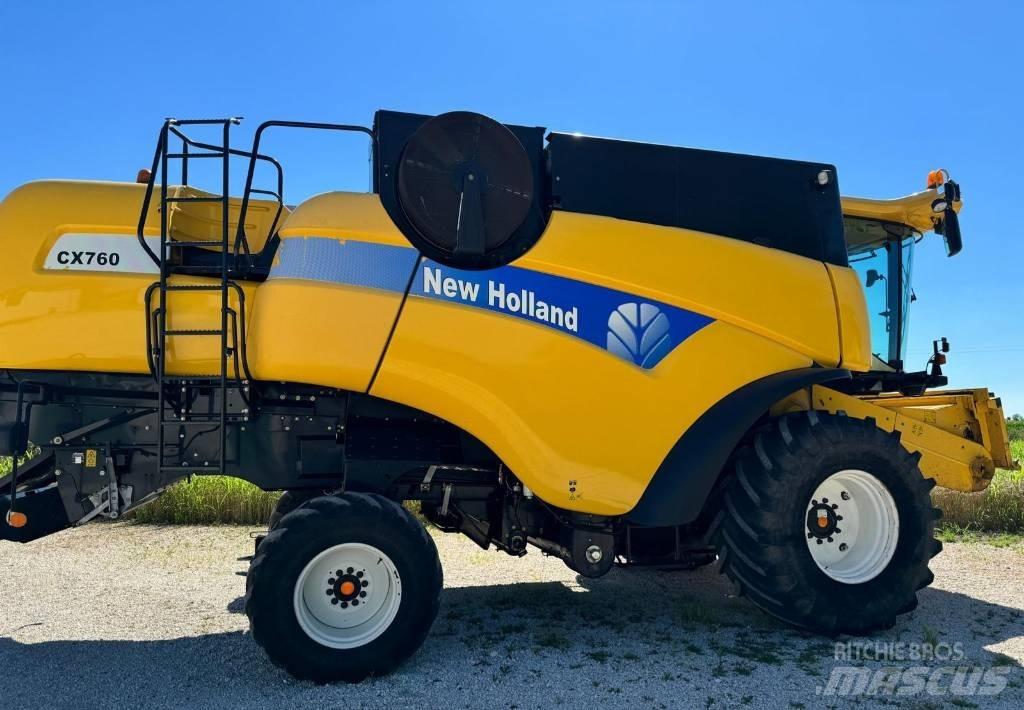 New Holland CX 760 Комбайни