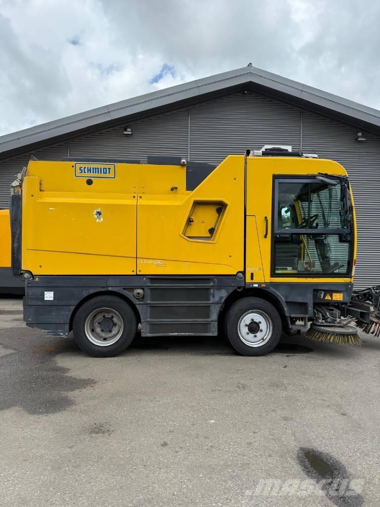 Schmidt Cleango 500 Автоматични метачки с четки