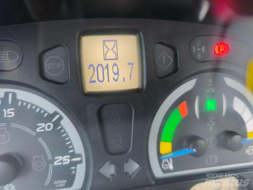 New Holland T 7.230 Трактори