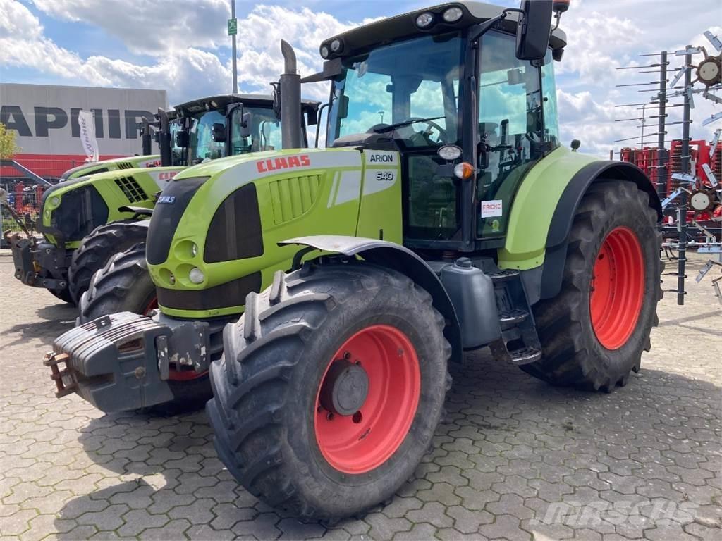 CLAAS Arion 640 Трактори