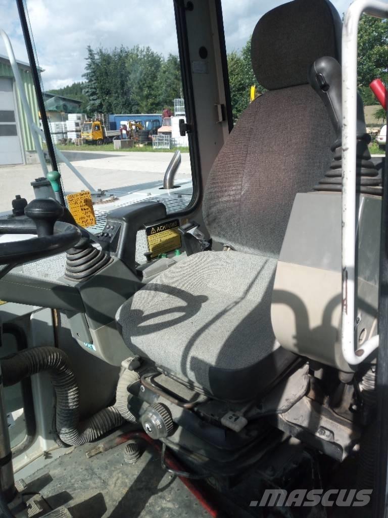 Takeuchi TB 175 W Колесни екскаватори