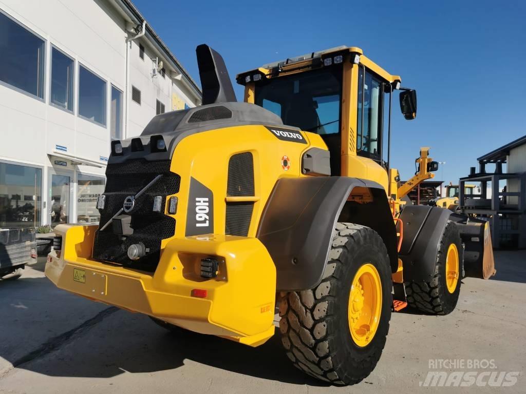 Volvo L 90 H Колесни товарачи