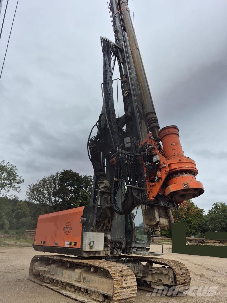 Delmag RH 18 - 200 Тежки свредла
