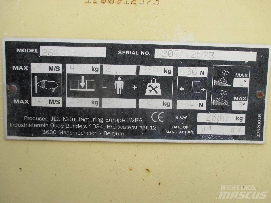 JLG 2646 ES Ножични работни платформи