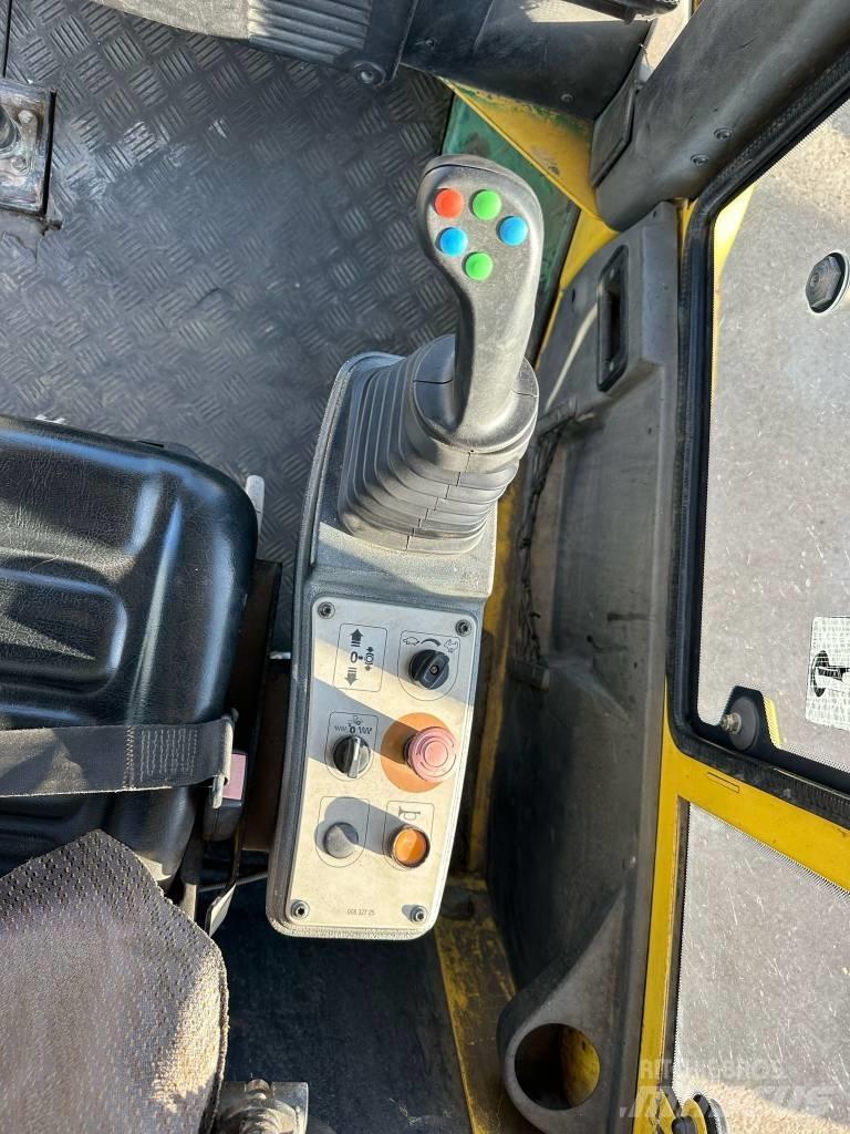 Bomag BW 219 D H-4 Еднобарабанни ролки
