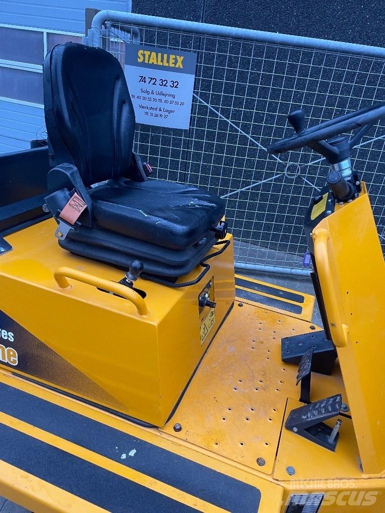 Thwaites 3 Ton Странични самосвали