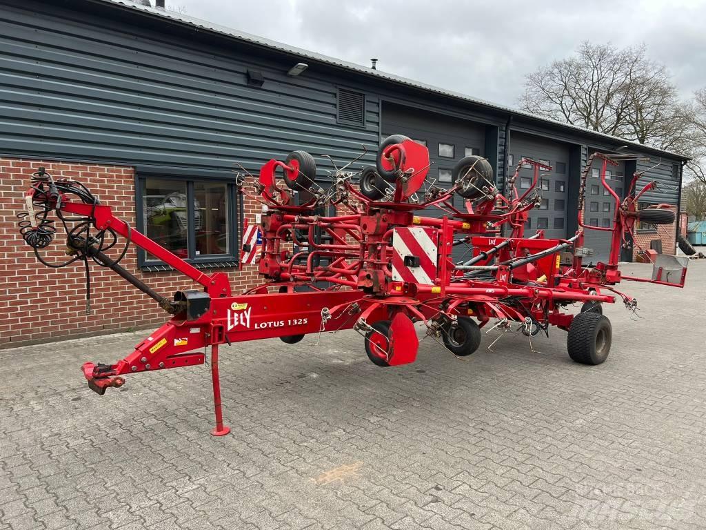 Lely Lotus 1325 Гребла и сенообръщачки