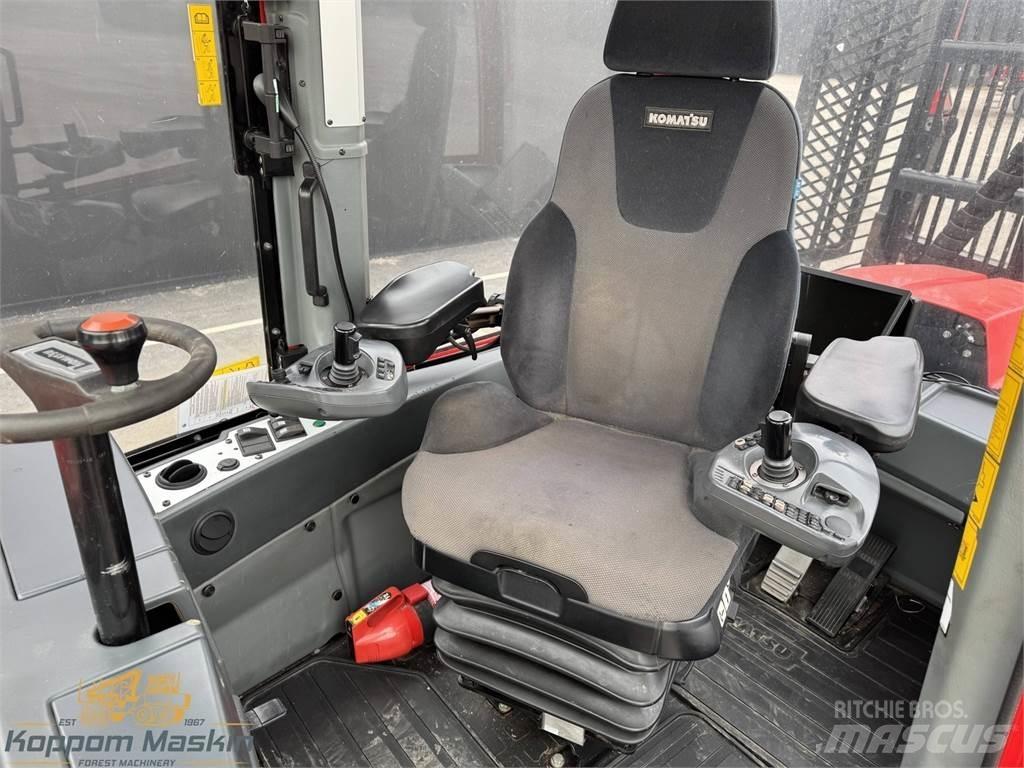 Komatsu 875 Форуардери