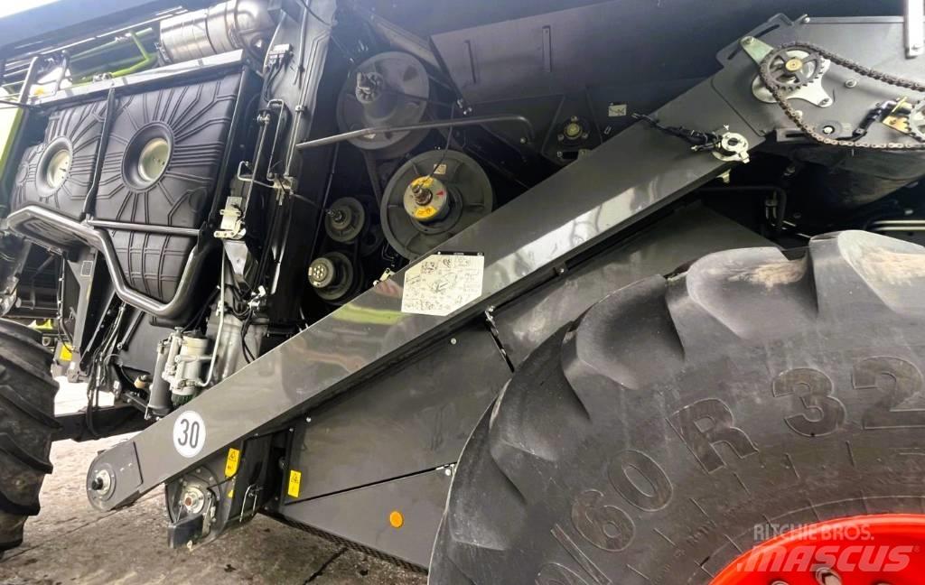 CLAAS Lexion 6800 Комбайни