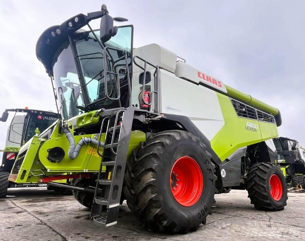 CLAAS Lexion 6800 Комбайни
