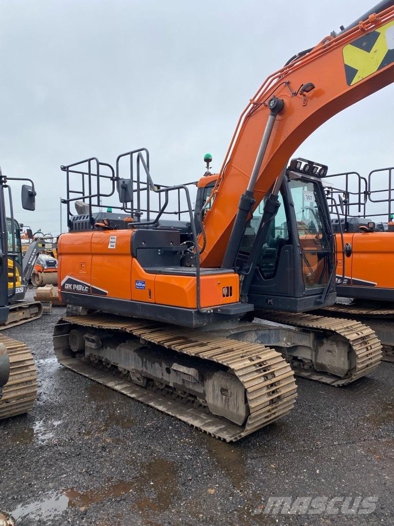 Doosan DX 140 LC Верижен екскаватор