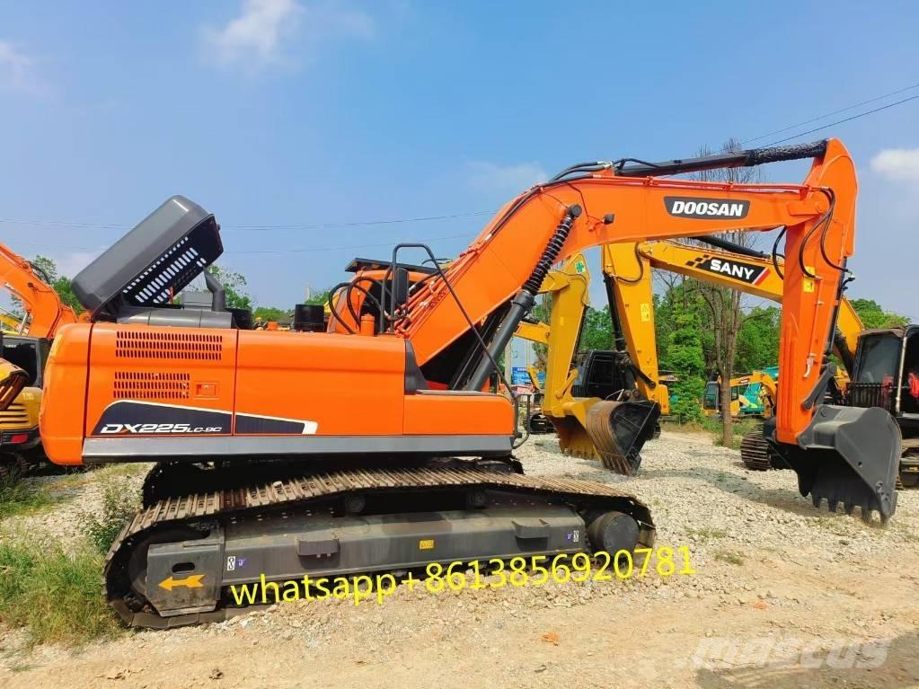 Doosan DX 225 Верижен екскаватор