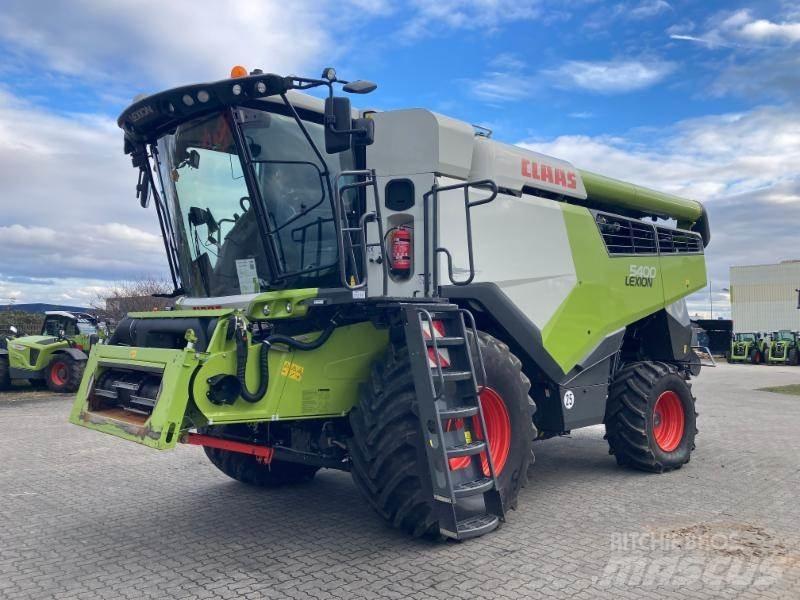 CLAAS LEXION 5400 Комбайни