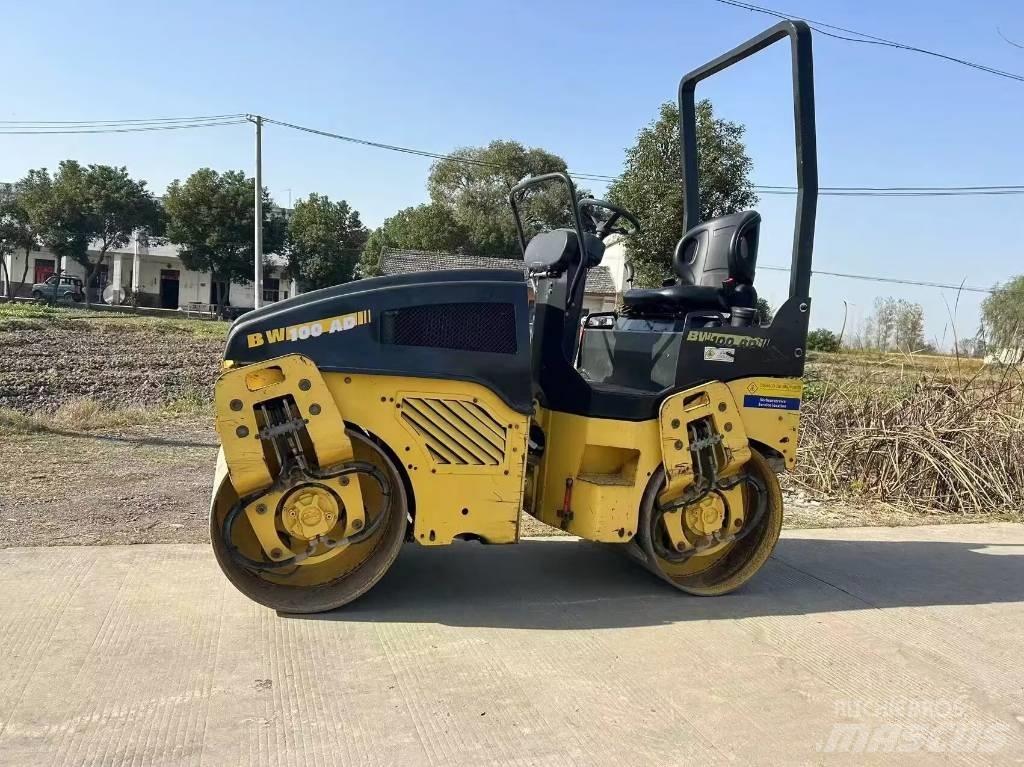 Bomag BW 100 AD Двойни барабанни ролки
