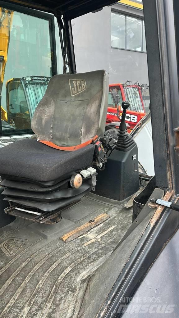 JCB 2 CX Товарач със заден ексватор