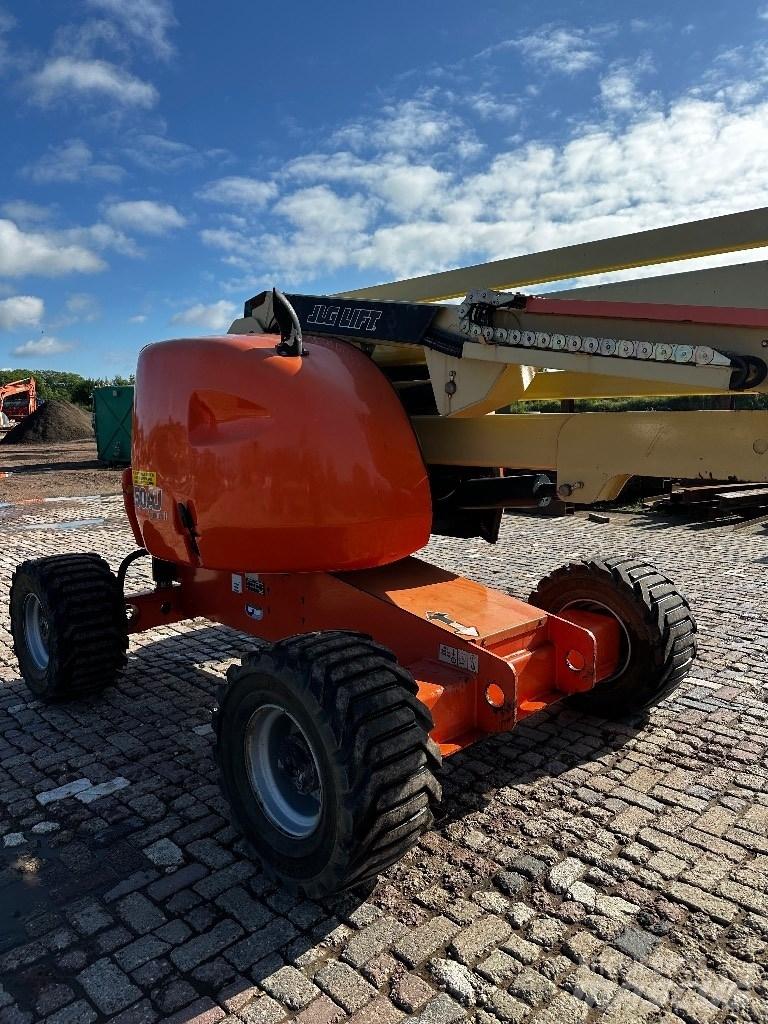 JLG 450 AJ II Съчленени стрелови подемници
