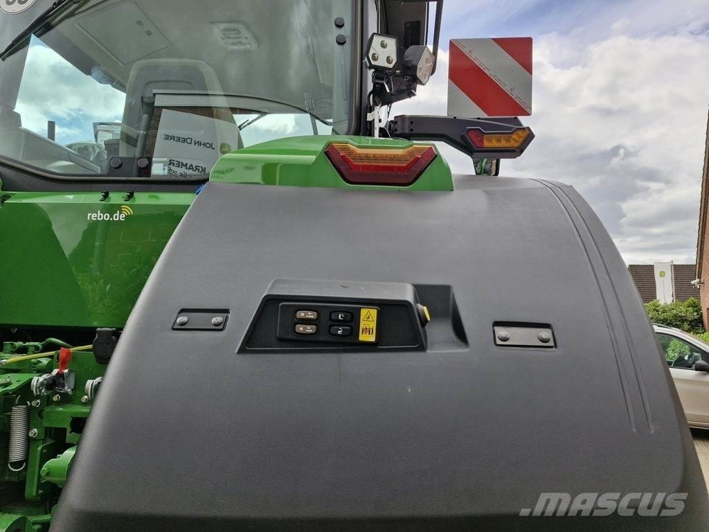 John Deere 7R330 Трактори