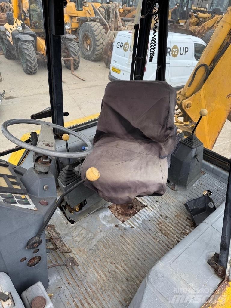 JCB 3 CX Товарач със заден ексватор