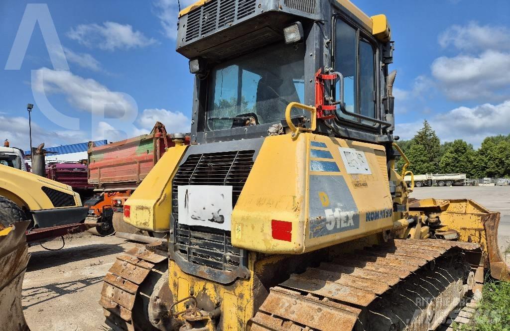 Komatsu D 51 EX-22 Верижни булдозери
