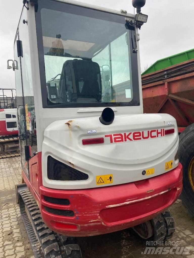 Takeuchi TB230 Мини екскаватори < 7 т