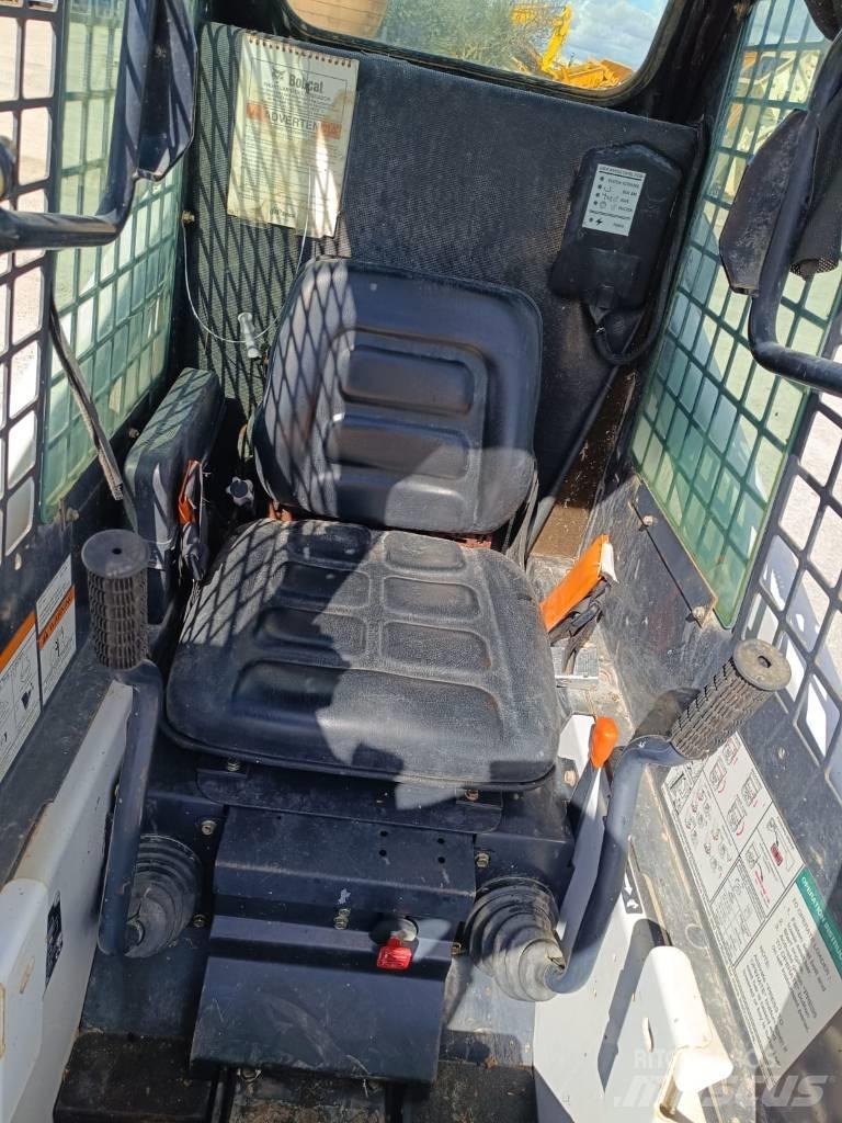 Bobcat 463 Мини товарачи
