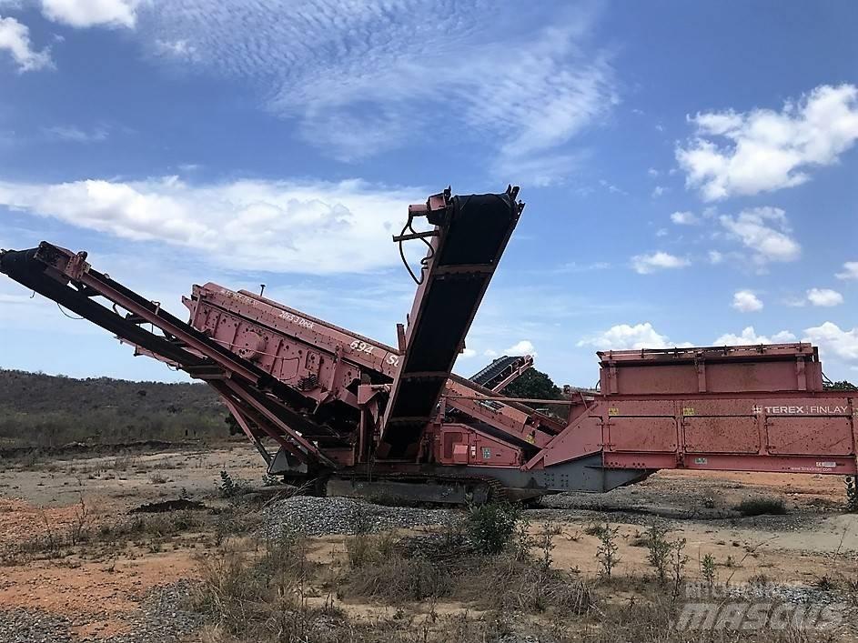 Terex Finlay 694T Мобилни скрийнери

