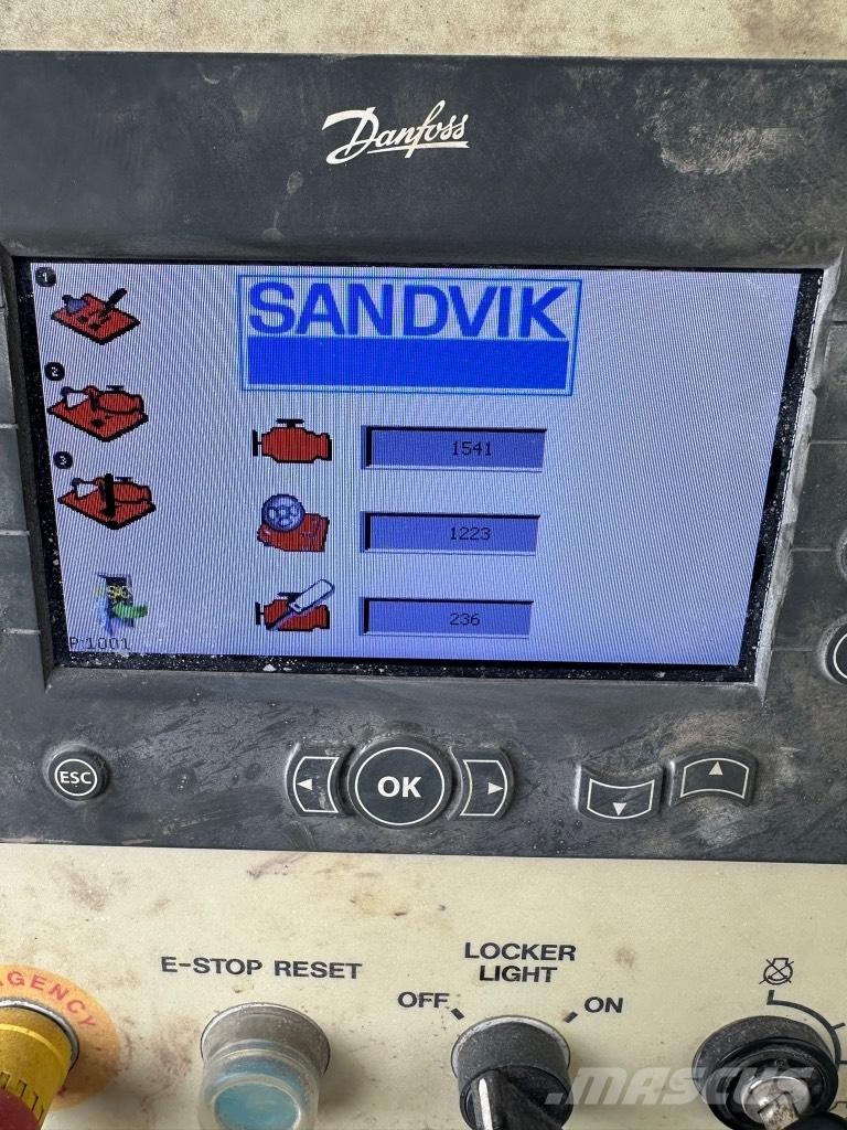 Sandvik QJ 241 Мобилни трошачки
