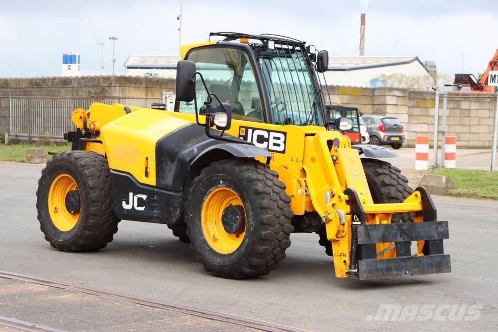 JCB 541-70 Телескопични товарачи