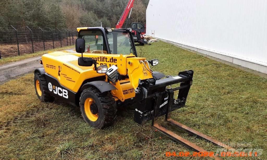 JCB 525-60 Телескопични товарачи