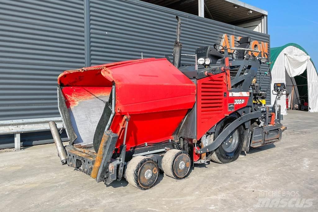 Bomag BF 300 P Машини за асфалт