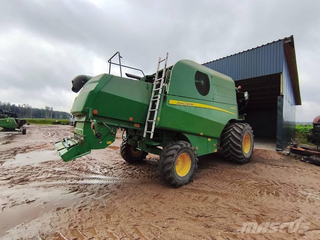 John Deere W 440 Комбайни