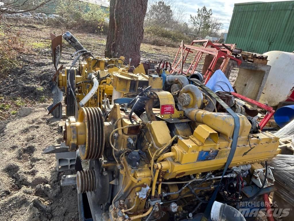 Komatsu SA12V140 Двигатели