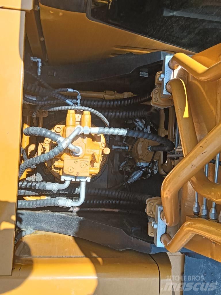 Sany SY 215 C Верижен екскаватор