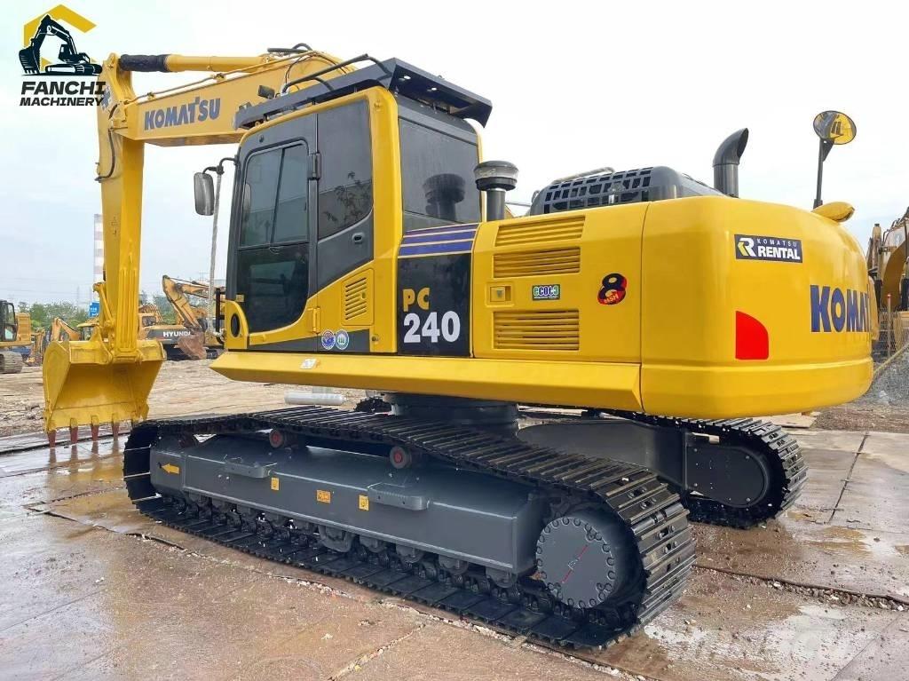 Komatsu PC240 Верижен екскаватор